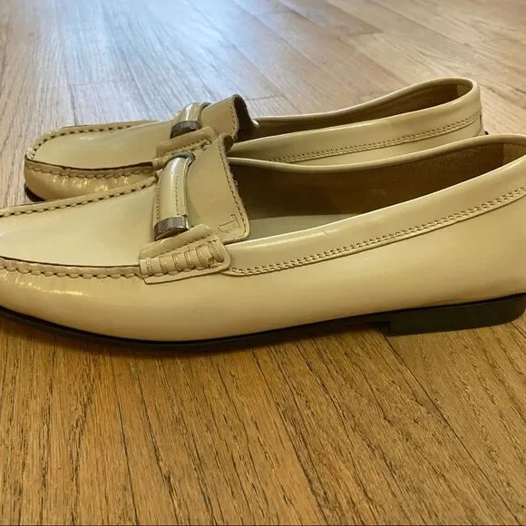 Authentic vintage JP Tod’s women’s leather loafers - Picture 4 of 9